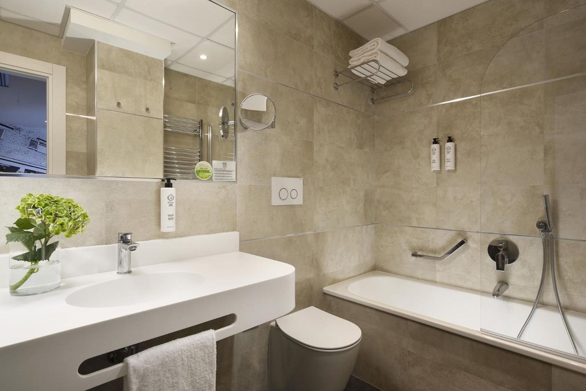 Hotel Fh55 Med Executive 4*